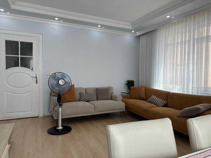 GÜNGÖREN CAMLIKAVE'DE SATILIK 2+1 DAİRE