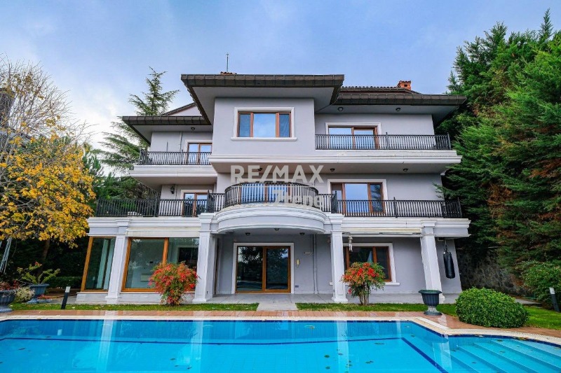 TEK YETKİLİ REMAX7TEPE’DEN SATILIK DÜZ GİRİŞLİ BR TİPİ VİLLA