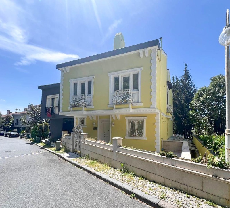 BALMUMCU MEDİKO2 SİTESİ ŞEHRİN MERKEZİNDE KİRALIK MÜSTAKİL VİLLA
