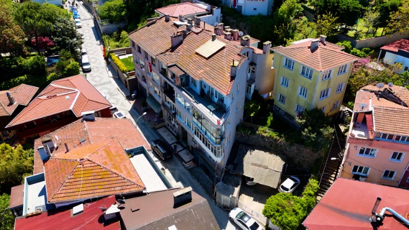 Kanlıca'nın Kalbinde 140 m² Satılık Dükkan...