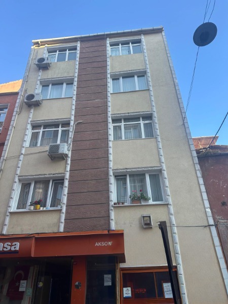 FATİH SAMATYA'DA SATILIK 3+1 ÇOK TEMİZ DAİRE