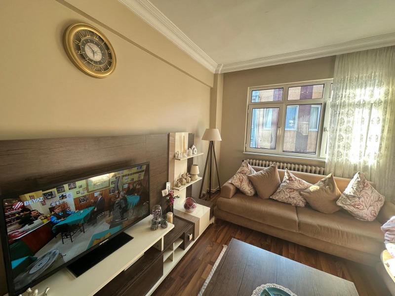 FATİH SAMATYA'DA SATILIK 3+1 ÇOK TEMİZ DAİRE