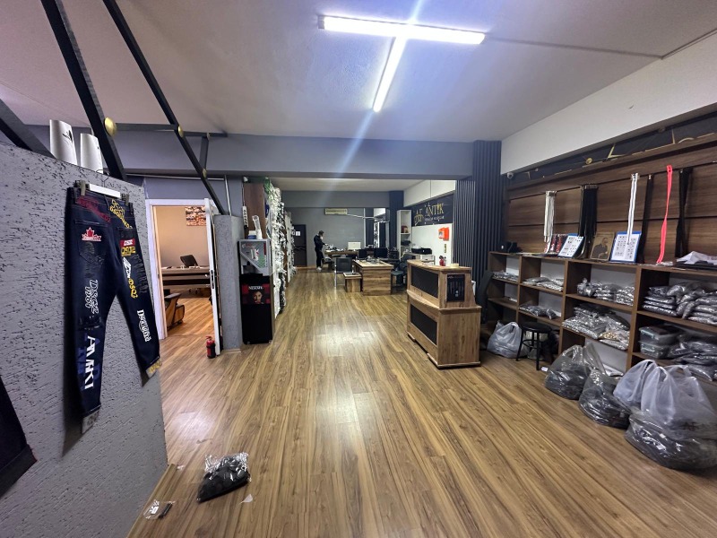 GÜNGÖREN DE KIRALIK 350M2 IŞYERI