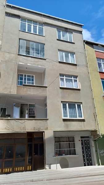 SULTANGAZİ'DE KİRALIK 2+1 DAİRE