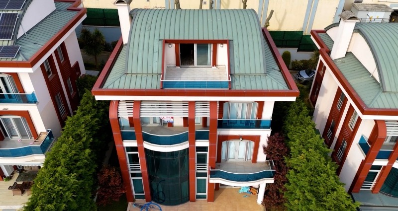 Gizli Bahçe Konakları’nda Havuzlu Lüks Villa