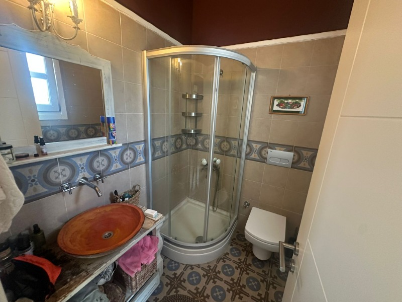 ALAÇATI KÖYİÇİ' NDE SATILIK 4+1 TAŞ VİLLA.