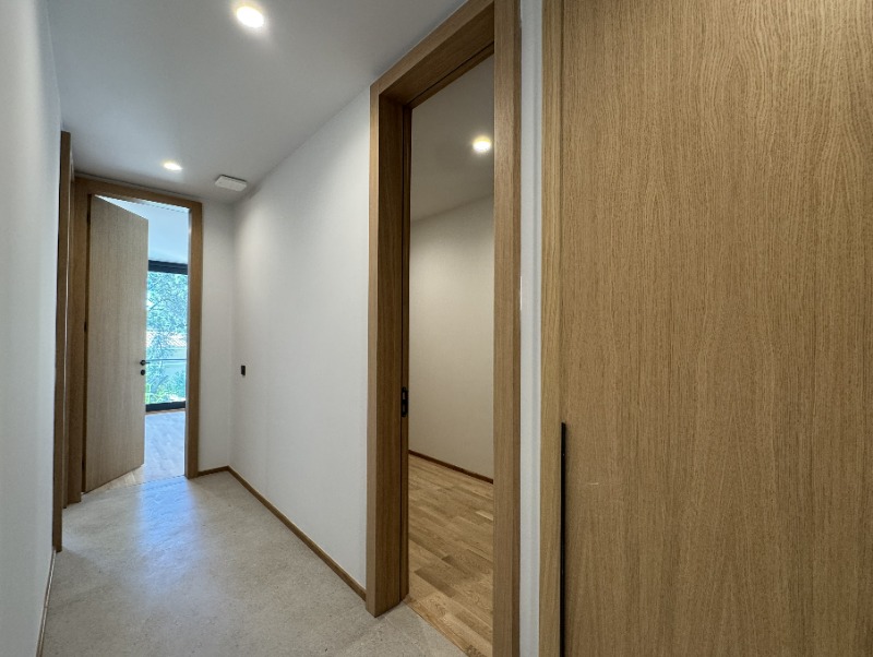 ALAÇATI ÇAMLIKYOL MEVKİ MÜSTAKİL HAVUZLU 4+1 SATILIK VİLLA.