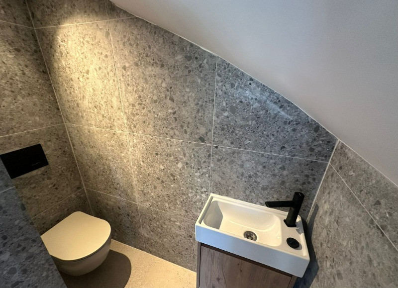 ALAÇATI ÇAMLIKYOL MEVKİ SATILIK 4+1 MÜSTAKİL HAVUZLU VİLLA.