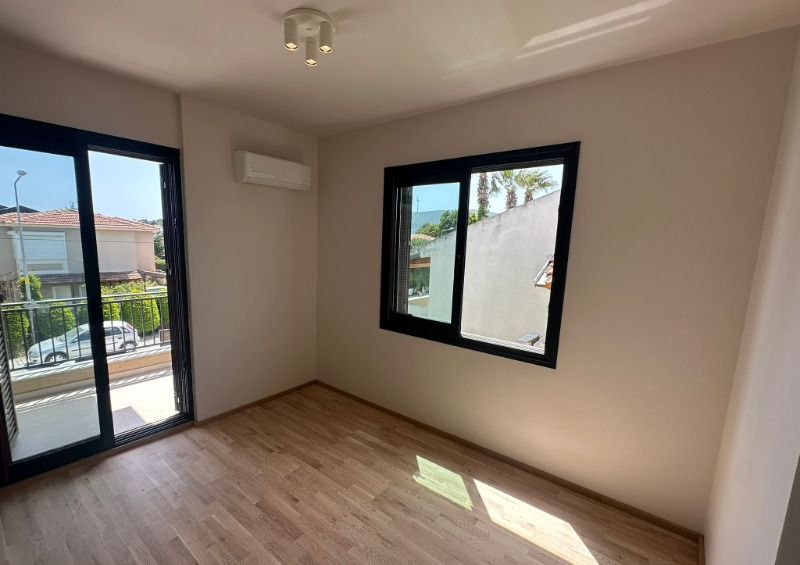 ALAÇATI ÇAMLIKYOL MEVKİ SATILIK 4+1 MÜSTAKİL HAVUZLU VİLLA.