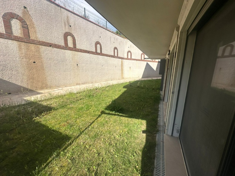 ÇETIN EMEÇ'TE SATILIK TRIPLEKS 4+1 BAHÇELİ VE TERASLI DAİRE.
