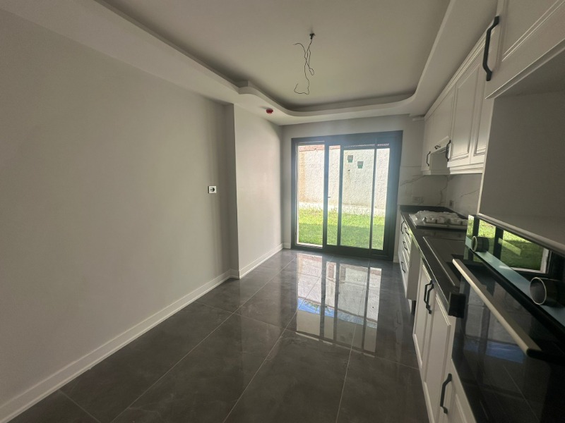 ÇETIN EMEÇ'TE SATILIK TRIPLEKS 4+1 BAHÇELİ VE TERASLI DAİRE.