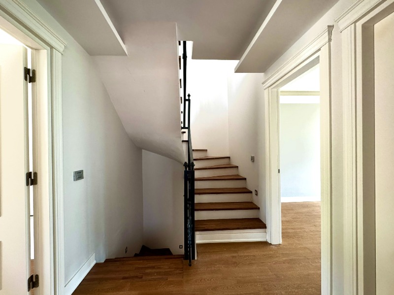 BALÇOVA ÇETIN EMEÇ MAHALLESINDE SATILIK 5+2, IKIZ VILLA