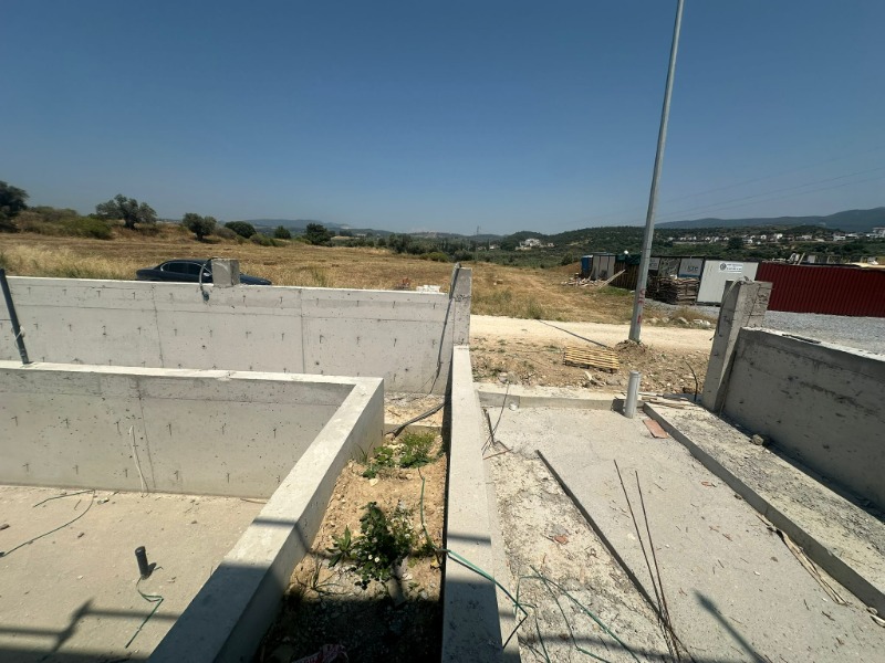 KUŞADASI DAVUTLAR' DA SATILIK 5+1 VİLLA PROJESİ.