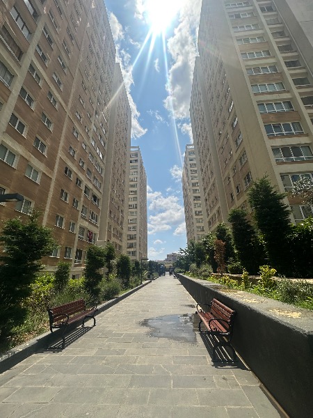 Tuzla Lokum Evler’de Satılık 3,5+1 Yüksek Kat Daire