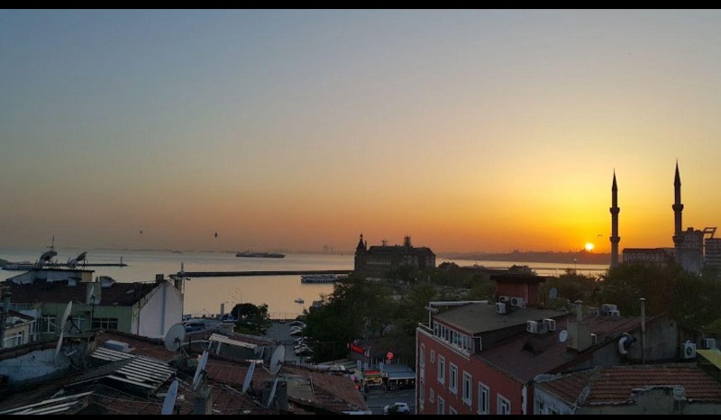 KADIKÖY'DE SATILIK BUTİK OTEL