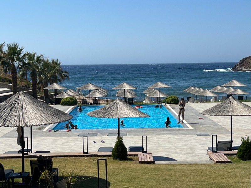BODRUM YALIKAVAK SPORKENT SİTESİNDE EŞSİZ KONUMDA SATILIK VİLLA