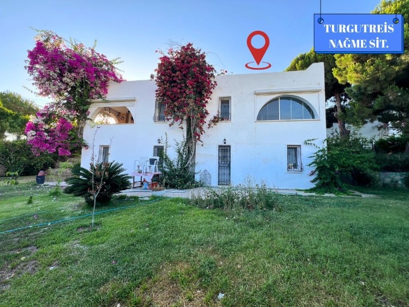 BODRUM TURGUTREİS NAĞME SİTESİ'NDE DENİZE EN YAKIN KONUMDA