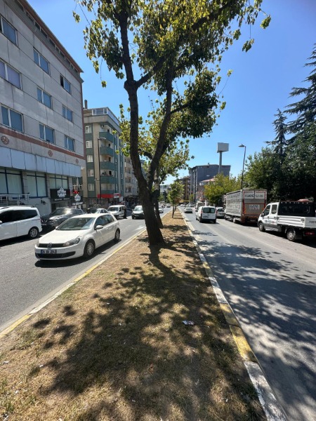 BAHÇELİEVLER -SOĞANLI'DA KİRALIK 450 M2 İŞ YERİ