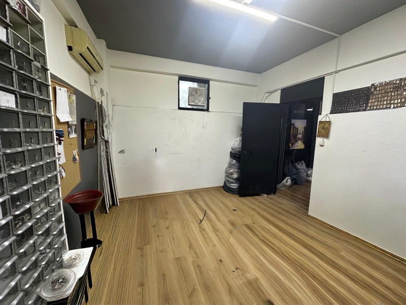 GÜNGÖREN'DE 350M2 KIRALIK İŞYERİ