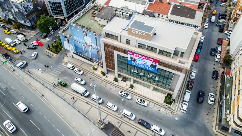 ÇAĞLAYAN ADLİYESİ YANI E-5 CEPHELİ KDV AVANTAJLI KİRALIK BİNA