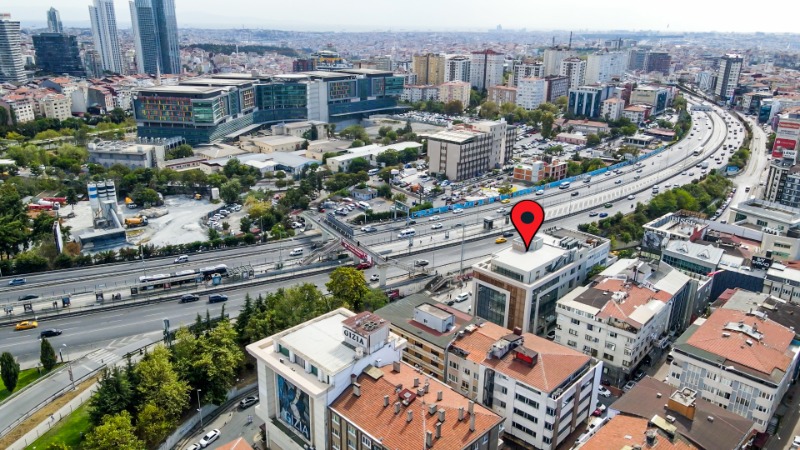 ÇAĞLAYAN ADLİYESİ YANI E-5 CEPHELİ KDV AVANTAJLI KİRALIK BİNA