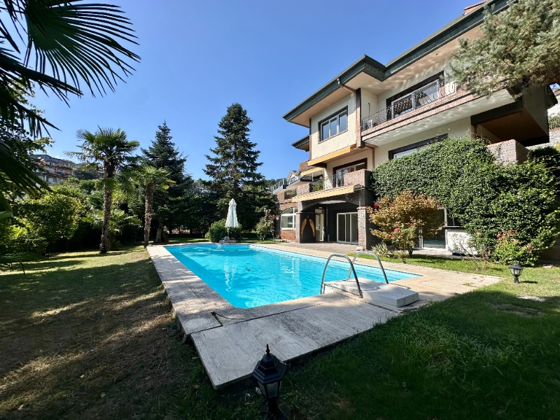 REMAX 7TEPE'DEN ACARKENT'TE DOĞAYLA İÇ İÇE KİRALIK VİLLA