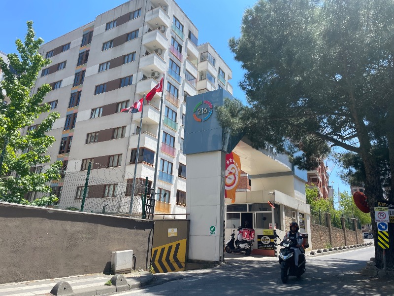 REMAX 7TEPEDEN ÇEKMEKÖY 216 BUTİK SİTESİNDE KİRALIK BOŞ 1+1
