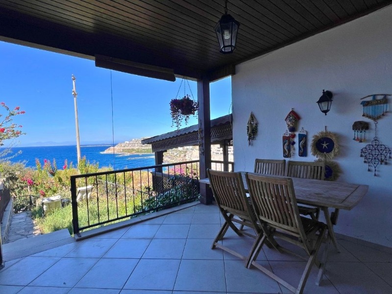 GÜNDOĞAN EGE TATİL SİTESİ ÖN SIRADA DENİZ MANZARALI PLAJLI VİLLA