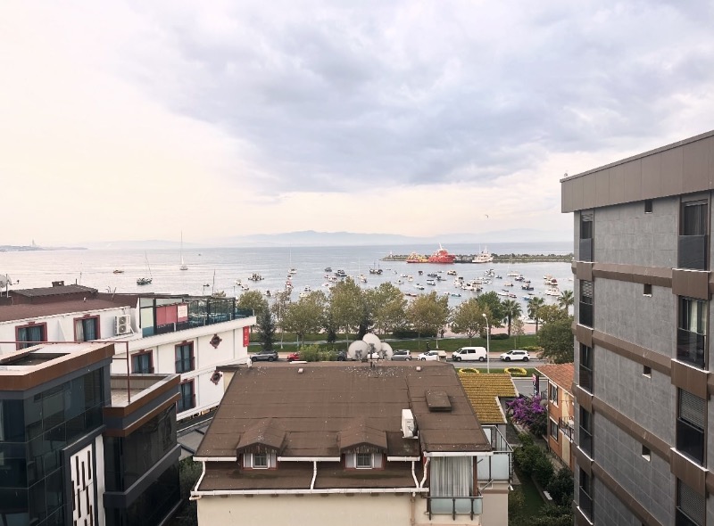 Tuzla Postane Mahallesi Deniz Manzaralı Kiralık 3+1 Daire