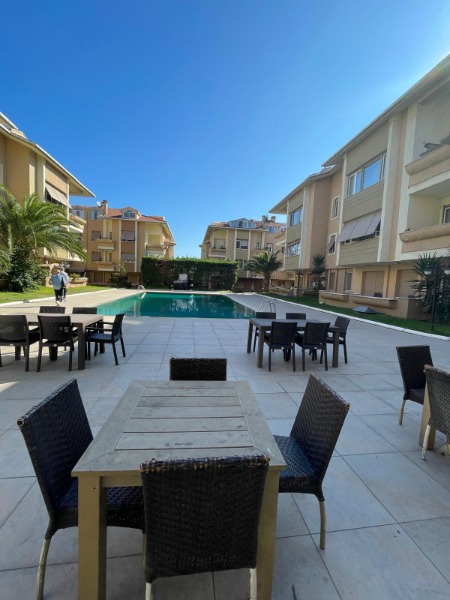 FLORYANIN EN PRESTİJLİ LOKASYONUNDA SATILIK BAHÇE DUBLEKSİ