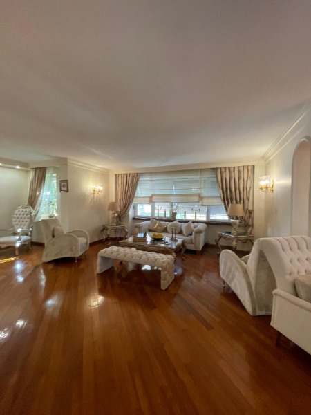 FLORYANIN EN PRESTİJLİ LOKASYONUNDA SATILIK BAHÇE DUBLEKSİ