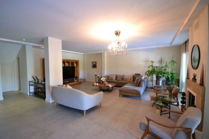 MASAL EVLER MANZARALI EŞSİZ SATILIK VİLLA