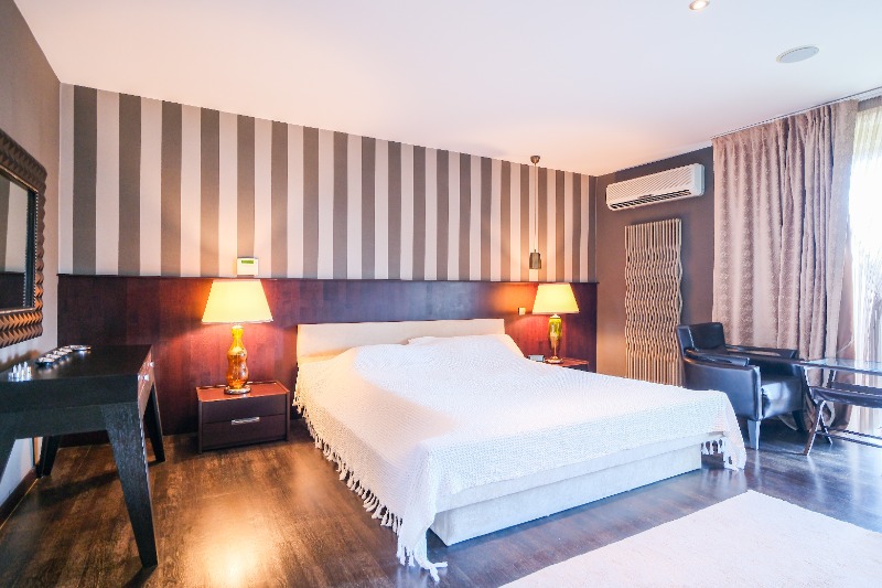 REMAX7TEPE'DEN ACARKENT'iN EN PRESTiJLi SOKAĞINDA SATILIK ViLLA