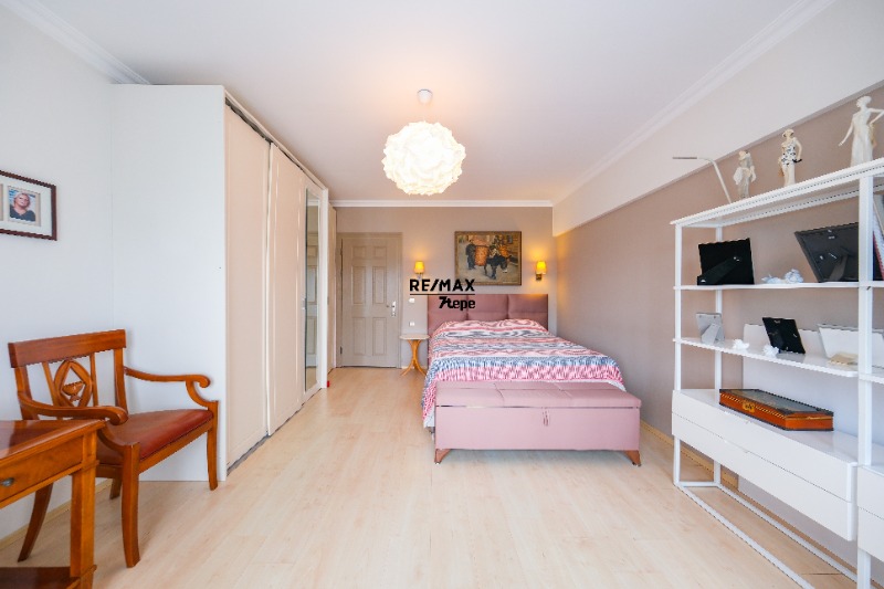 ACARKENT SİTESİNDE  KÖŞE KONUMLU SATILIK C TİPİ VİLLA