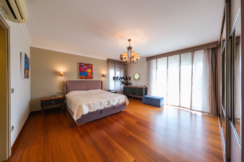 ACARKENT SİTESİNDE  KÖŞE KONUMLU SATILIK C TİPİ VİLLA