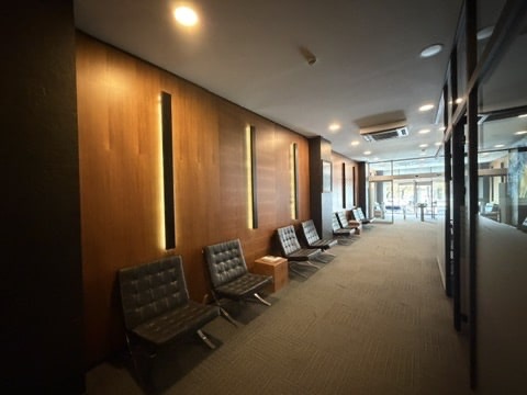 HALİÇ'TE SATILIK KDV'Lİ İSKANLI 14.000 m2 KOMPLE TİCARİ BİNA