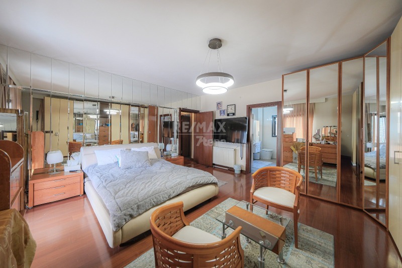 TEK YETKİLİ REMAX7TEPE 'DEN ACARKENT 'TE SATILIK VİLLA