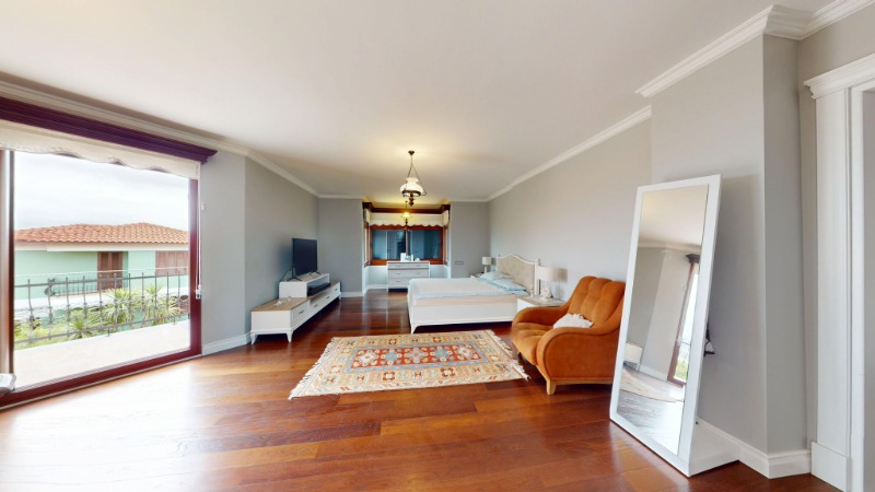 PAŞALIMANI PAŞA KONAKLARI'NDA SATILIK 5+1 VILLA.