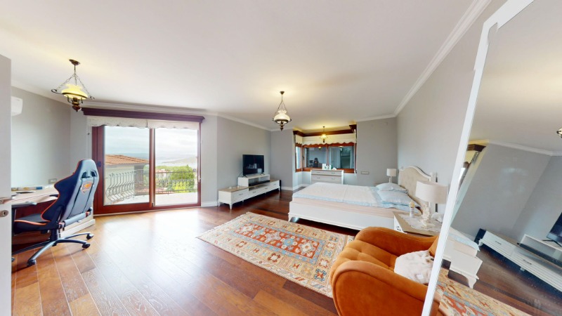 PAŞALIMANI PAŞA KONAKLARI'NDA SATILIK 5+1 VILLA.