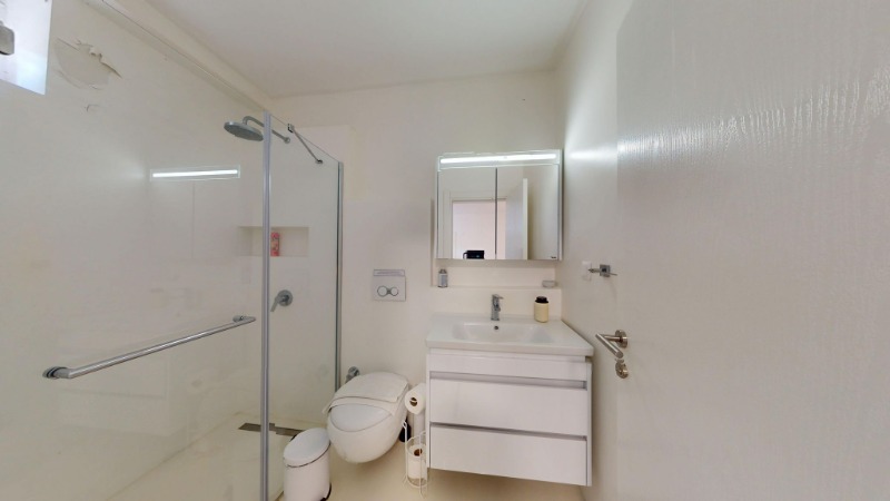 ÇEŞME OVACIK'TA 6.528 M2 İÇERİSİNDE 7+3 ÖZEL VİLLA.