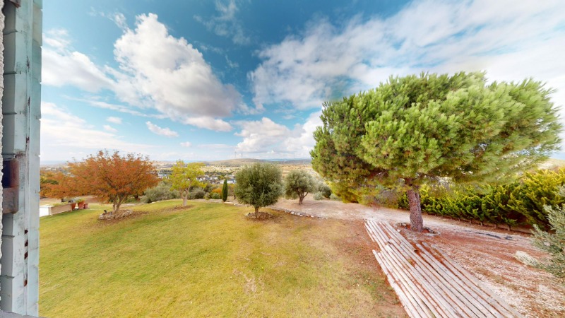 ÇEŞME OVACIK'TA 6.528 M2 İÇERİSİNDE 7+3 ÖZEL VİLLA.