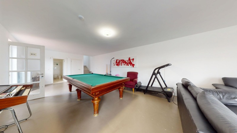 ÇEŞME OVACIK'TA 6.528 M2 İÇERİSİNDE 7+3 ÖZEL VİLLA.