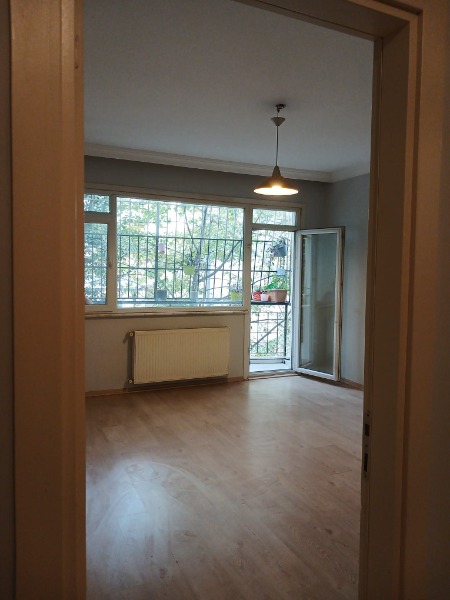 REMAX7TEPEDEN BEŞİKTAŞTA KİRALIK 2+1 DAİRE