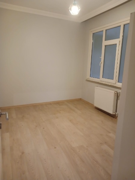 REMAX7TEPEDEN BEŞİKTAŞTA KİRALIK 2+1 DAİRE