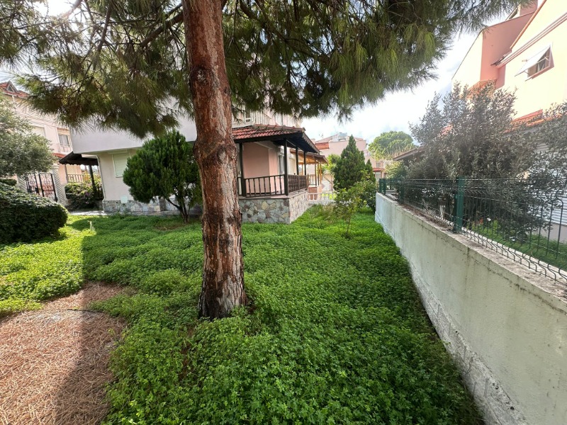 ÇEŞME ALTINKUM'DA SATILIK 3+1 VILLA.