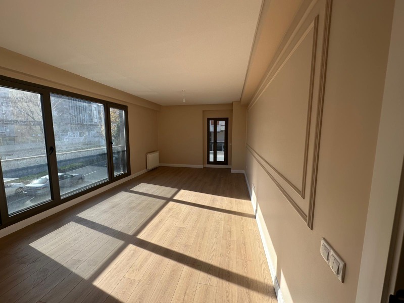 BAHÇELIEVLER DE CADDE ÜSTÜN' DE SATILIK 3+1 DAIRE