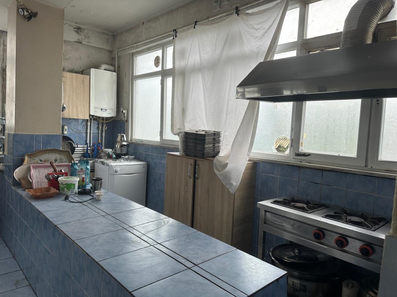 GÜNGÖREN'DE 850M2 KIRALIK IŞ YERİ