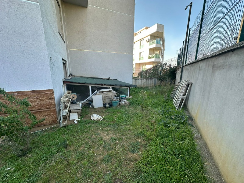  ALI FUAT CEBESOY'DA SATILIK 3+2 BAHÇELI DUBLEKS DAIRE.