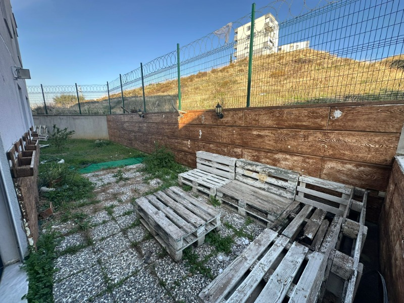  ALI FUAT CEBESOY'DA SATILIK 3+2 BAHÇELI DUBLEKS DAIRE.