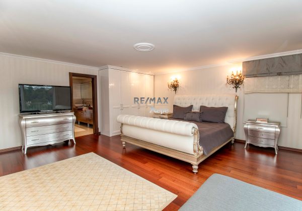 REMAX 7TEPE'DEN YÜKSEK KONUM VE NEZİH SOKAKTA SATILIK VİLLA küçük görsel